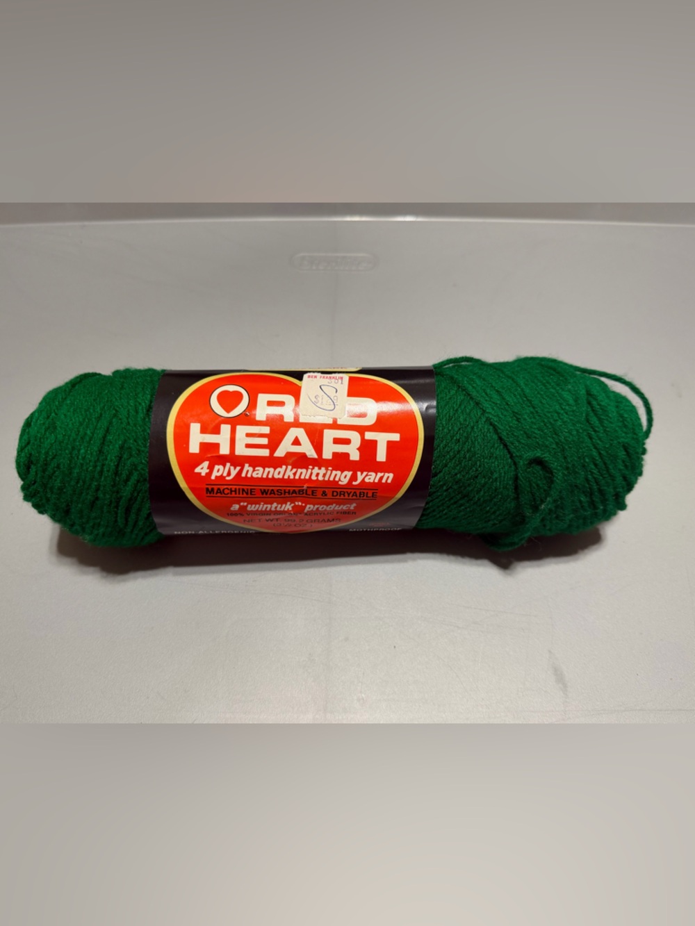 Vintage red heart paddy green 4-Ply Handknitting Yarn - Green